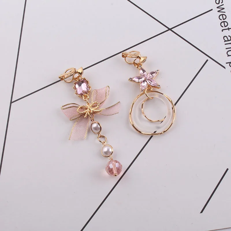

2018 Sweety Korean Crystal bow pearl Clip on Earrings For Girl Alloy Circle Star Pendant Asymmetry Earrings Fashion Jewelry