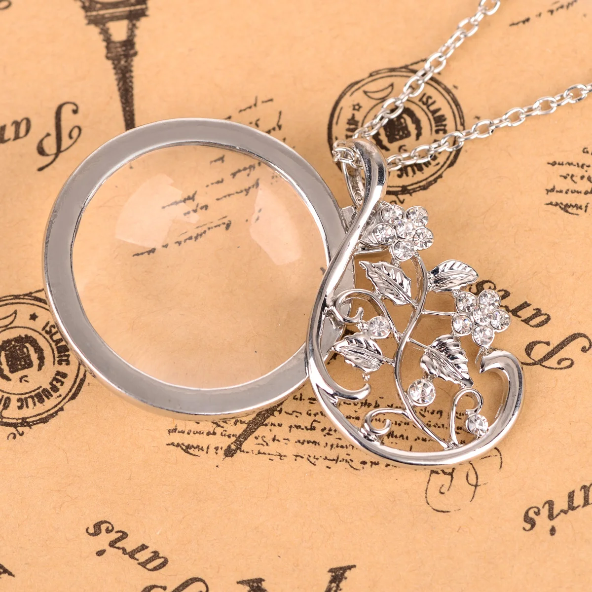 Retro Antique Statement Necklace Shellhard Crystal Cat Magnifying Glass Pendant Long Chain Necklace Fashion Jewelry For Women