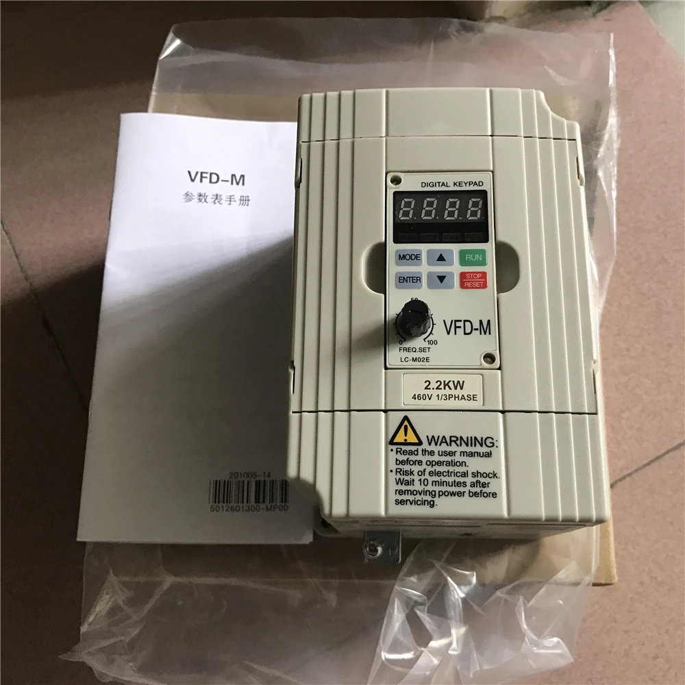 1 шт./лот Новинка 2,2 кВт VFD022M43B 3 фазы 380V до 460V Rated 5 2200 W