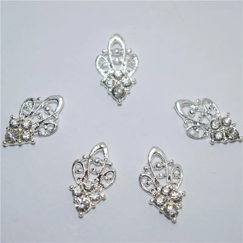 10psc جديد الأبيض حجر الراين 3d مسمار الفن زينة ، سبائك سحر ، وازم الأظافر الراين مسمار #472