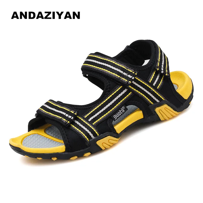 2019 new sandals summer magic stickers slip wear sandals men shoes