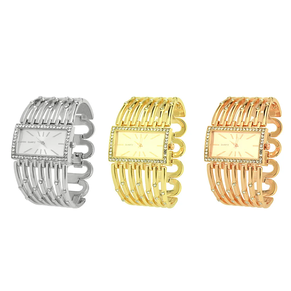 

Hot Women Round Full Diamond Bracelet Watch Analog Quartz Movement Wrist Watch Bracelet for women Ladies clock Relogios