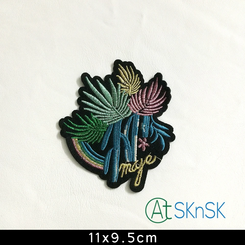 

10PCS/Lot DIY Applique Colorful Leaves Plants Embroidered Patch Rainbow Iron-on Sewing Stickers Affixed Embroidery Accessories