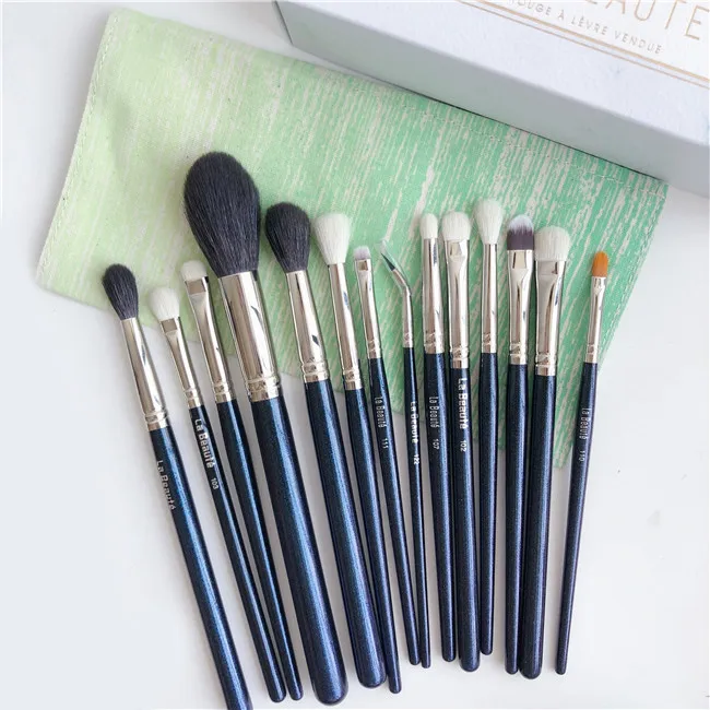 La beaute Brushes _ 9