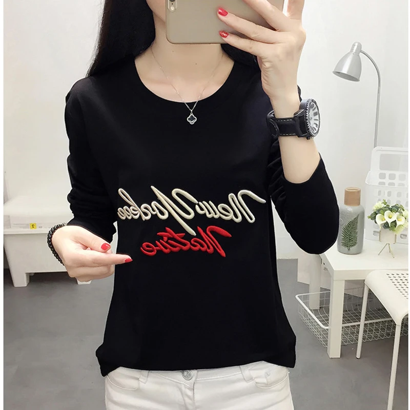 Cartoon Embroidery Autumn T-shirt Women New Fashion Simple Long Sleeve Tops Lovely Black White Loose Female T-shirt Plus Size Cartoon Embroidery Autumn T-shirt Women New Fashion Simple Long Sleeve Tops Lovely Black White Loose Female T-shirt Plus Size