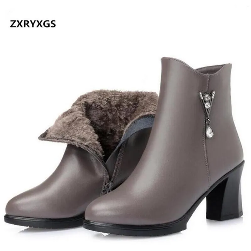 

ZXRYXGS brand boots Fur one wool shoes woman winter ankle boots 2018 new Rhinestones cow leather shoes high heels women boots