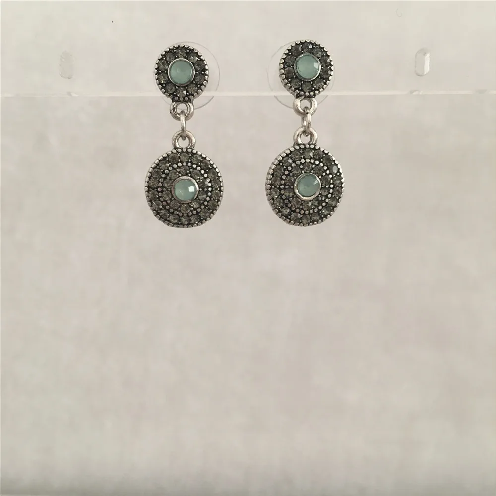 

ANTIQUE RHODIUM COLOR ROUND DISC WITH MINT AND BLACKDIA COLOR STONE STUD EARRING FOR WOMAN GIRL