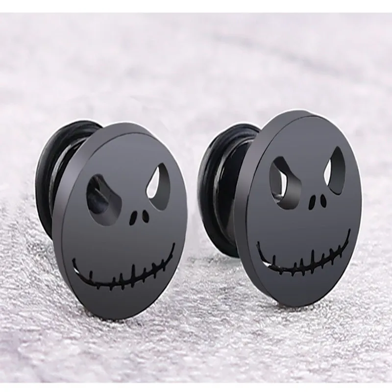 10012683791_996853077