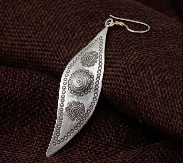 silver-earrings020f