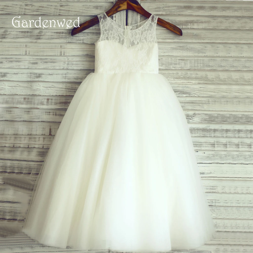 

In Stock Long Fine Lace Flower Girl Dress 2019 Kids Tulle Floor Length First Communion Dress Baby Girl Birthday Prom Party Gown
