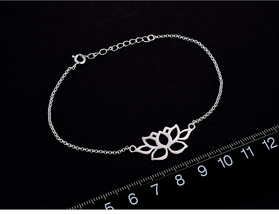 LFJG0009-Hollow-out-Lotus-Flower-Bracelet_08