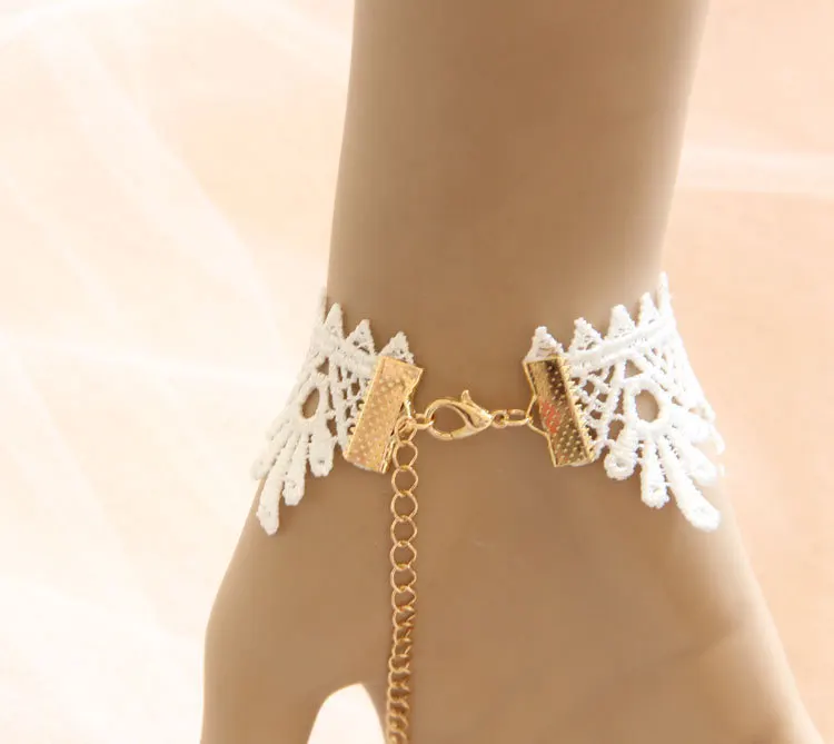 2196407483_2126700702