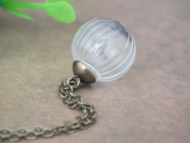 

Free ship!! 18mm Pumpkin stripe ball shape glass globe pendant/bronze cap/ with chain /glass vial jewelry necklace