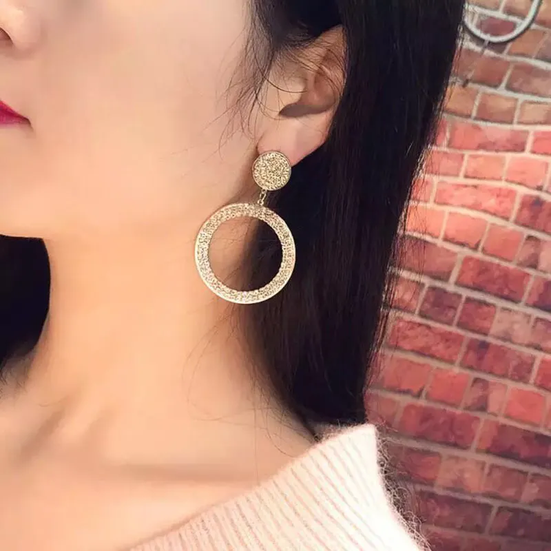 

2019 Golden Round Big earrings For Women Fashion Statement Earrings Hanging Dangle Earrings Punk Gift For Party Brincos