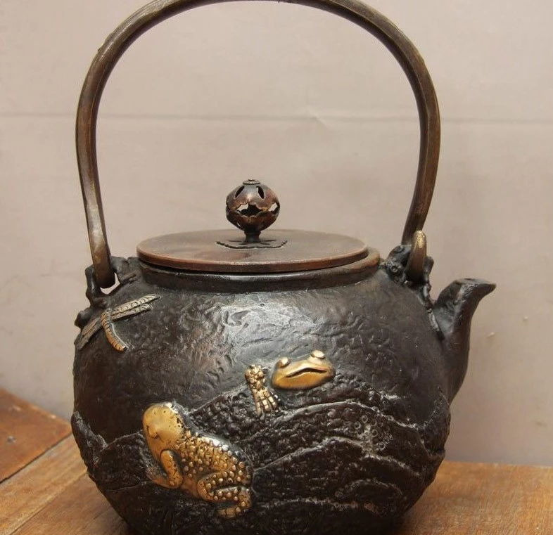

Archaic Japanese Old Iron Silver Gilt Dragonfly Frog Flagon Kettle Wine Tea Pot