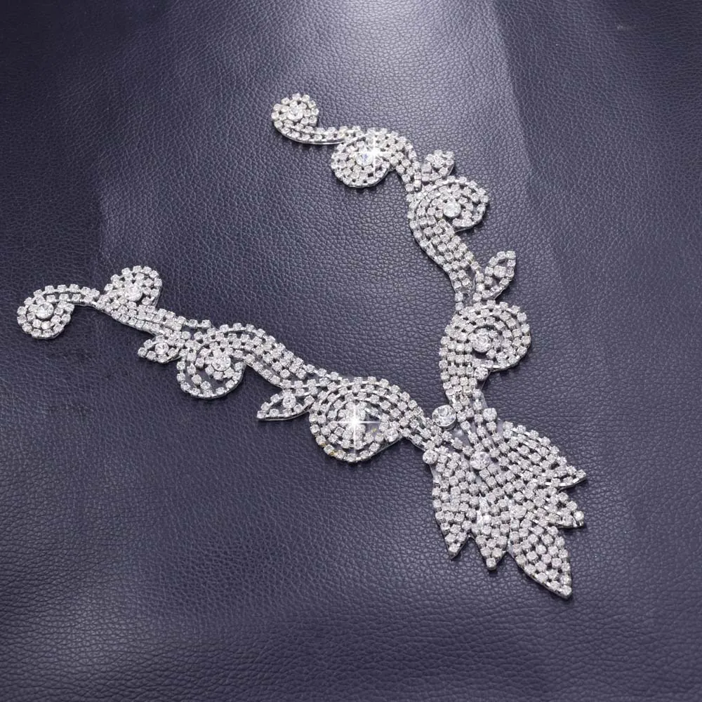 GN-262 Rhinestones iron on neckline (5)