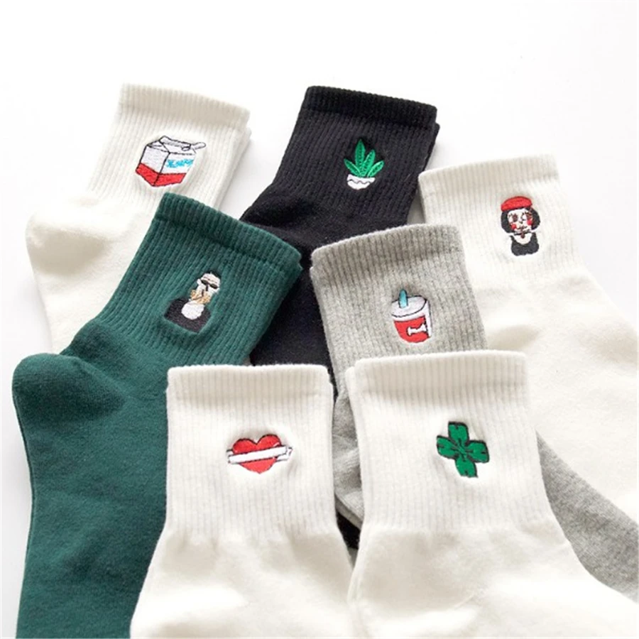 

Women Size New Cotton Short Socks Killer Cupid Moustache Milk Cola Leon Clover Love Mathilda Tongue Comfortable Dropship 4PAIRS
