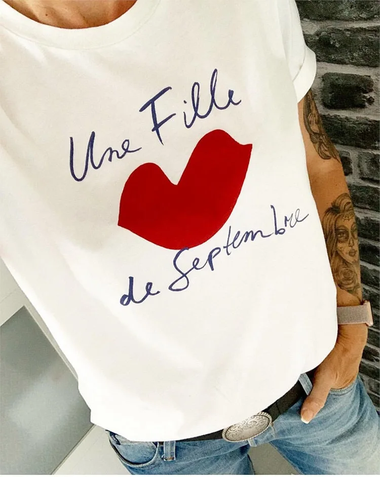 

Janvier/Février/Mars/Avril/Mai/Juin/Juillet/Août/Septembre/Octobre/Novembre/Décembre Lettet & Red lips Print T Shirt/Tees Top