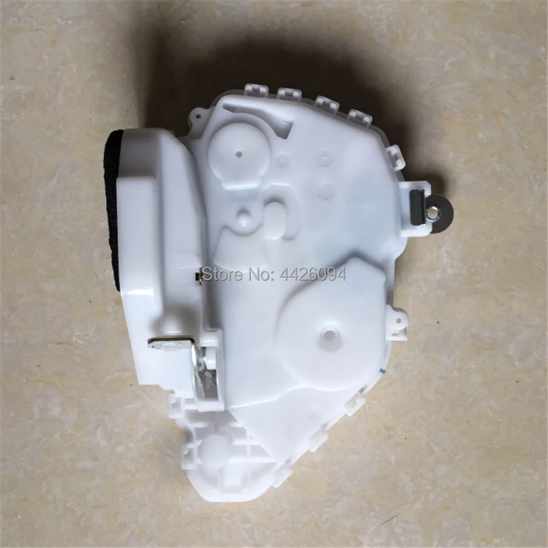 Front Right Door Lock Actuator Fit For 06-11 Honda Civic 72110-SNA-A14 Front Right Door Lock Actuator Fit For 06-11 Honda Civic 72110-SNA-A14