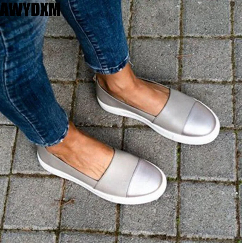 

Woman flat shoes spring Round head shallowLoafers ladies Color mixing Breathable casual shoes big size 35-43 women shoes S103