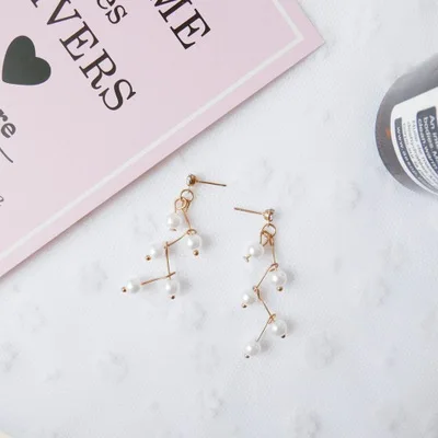 

YANHONG 2019, Korean fashion new net red personality Earrings Ms. Creative ins Simple Pearl Earrings Super