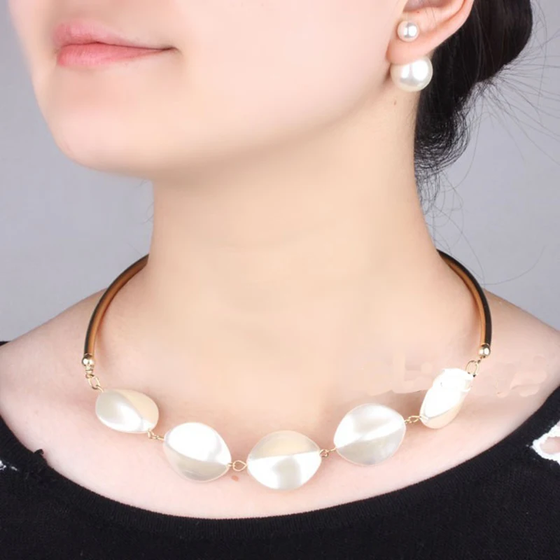 Комплект из колье и серёг с искусственным жемчугом|jewelry suitcase|earrings monet jewelryearring magnet |
