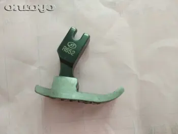 

Industrial sewing machine spare parts roller steel presser foot R652 for singer 20U ZIGZAG machine