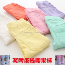 Новая весна девочки ярких цветов леггинсы пят Брюки для маленьких девочек обтягивающие штаны узкие брюки повседневные ботильоны-длина Штаны