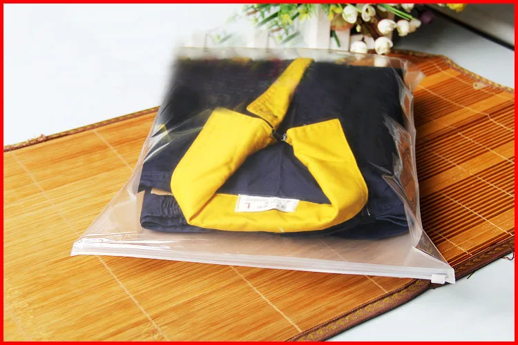 35cm*45cm*160mic Zip Lock Plastic Bag Clear resealable Bag Clothes bag