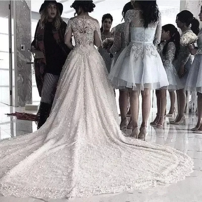 vintage-full-lace-appliques-wedding-dresses-glamorous-beaded-off-shoulder-long-sleeves-lace-wedding-dress-2018-elegant-bridal-wedding-gown.webp (3)_