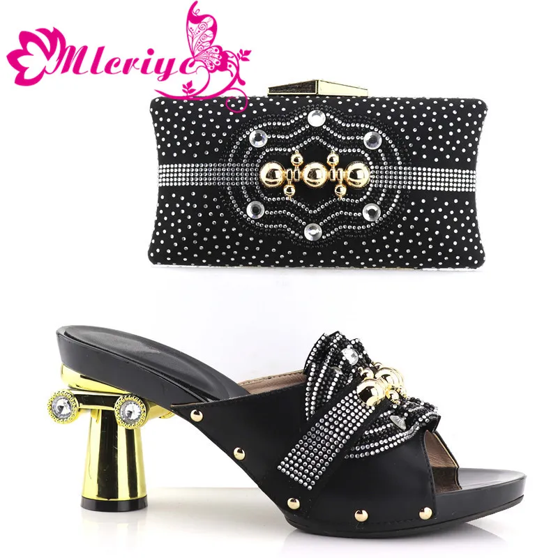 

Latest Nigerian Women Shoes and Bag Set Decorated with Rhinestone African Women Party Pumps Designer Shoes Women Luxury 2019