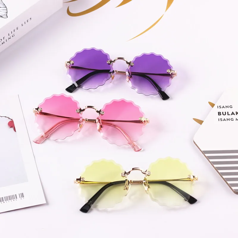 

2019 New years Style Kids Sunglasses Sunflower Rimless Cute Boys&girls Glasses Vintage Round Protect UV400 Child eyewear N617
