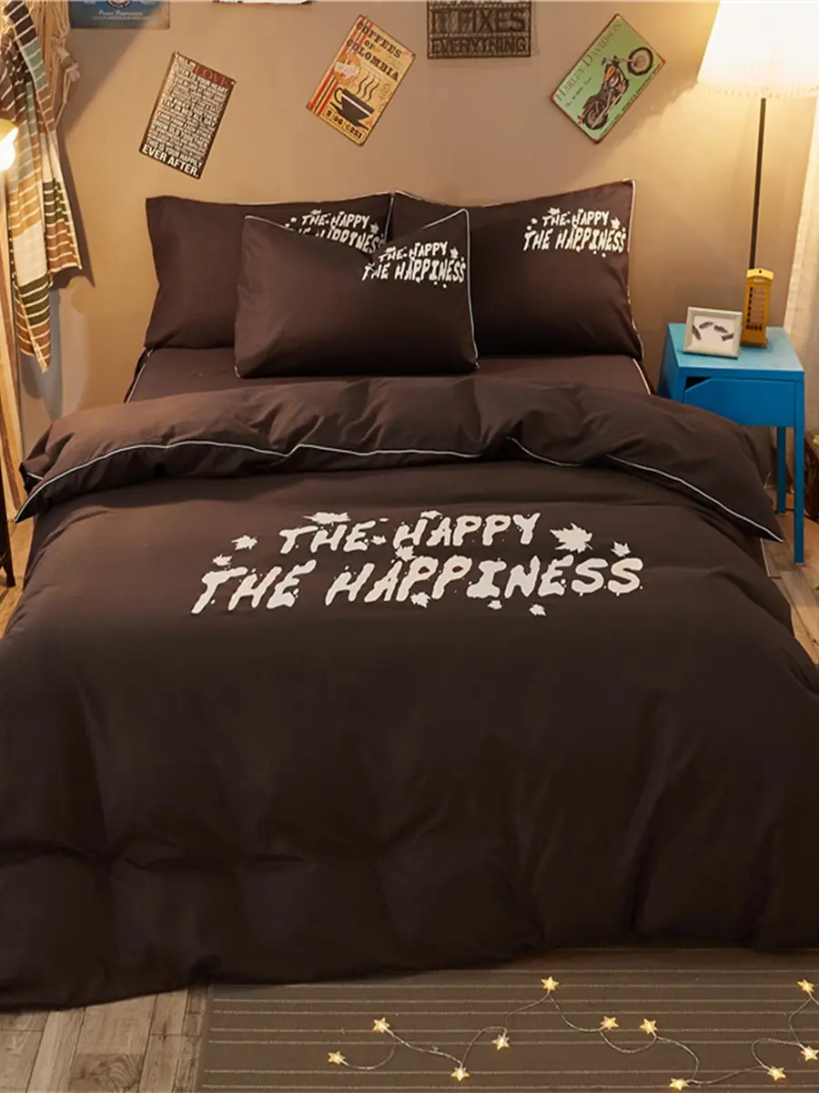 

4Pcs Bedclothes Set Modern Simple Letters Pattern Luxuriant Comfy Bedding Set