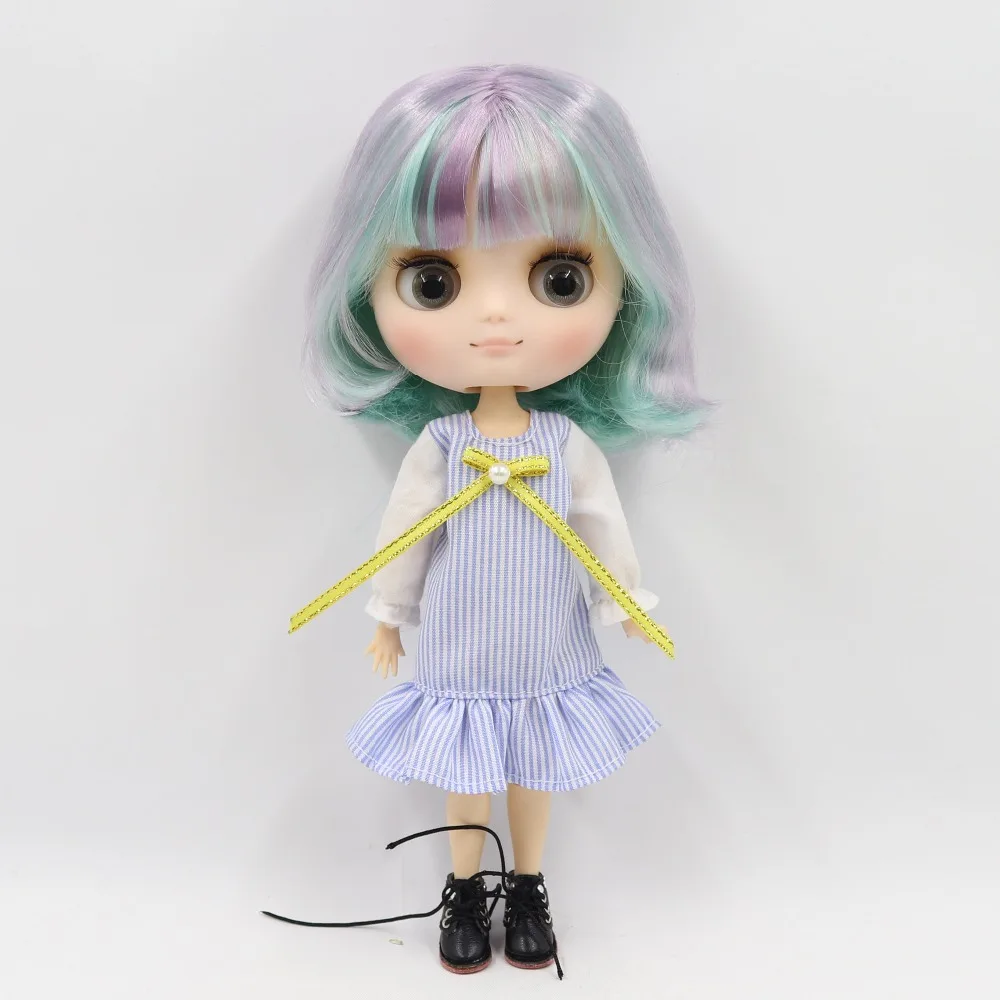 Middie Blythe Doll with Multi-Color Hair, Tilting-Head & Custom Jointed Body 1