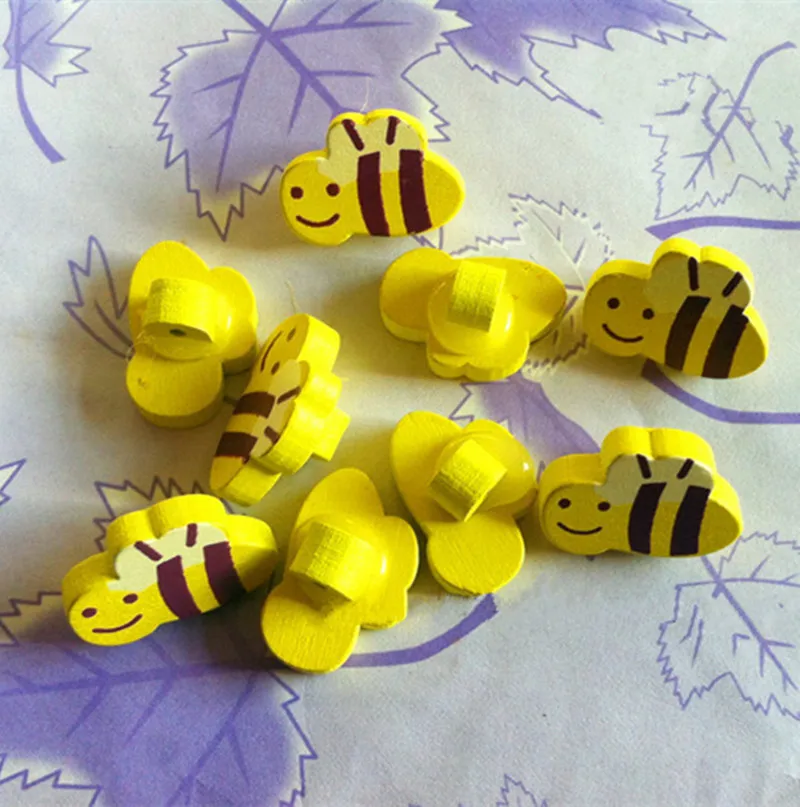 100pcs* Cute yellow bee buttons,sewing button for kids, scrapbooking buttons 7NK10in Buttons