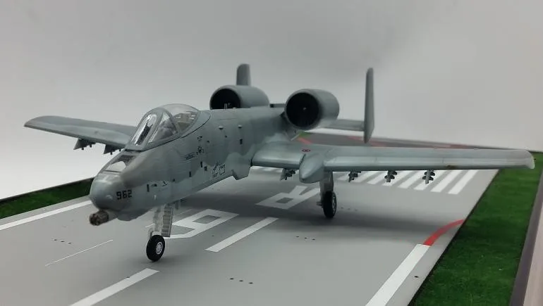 TRUMPETER 1: 72 USAF A-1" Lightning" II Штурмовик модель немецких солдат 1990 37112 избранная модель
