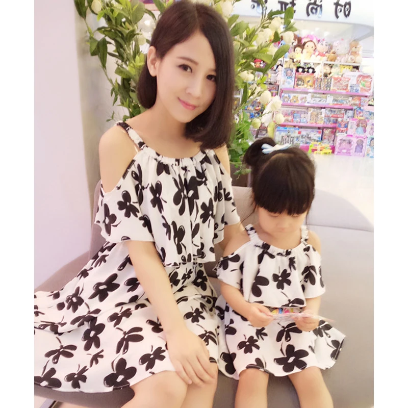

2019 Popular Mother Daughter Dress Summer Family Matching Dresses Cool Summer Girl Dress Family Clothing Outfits