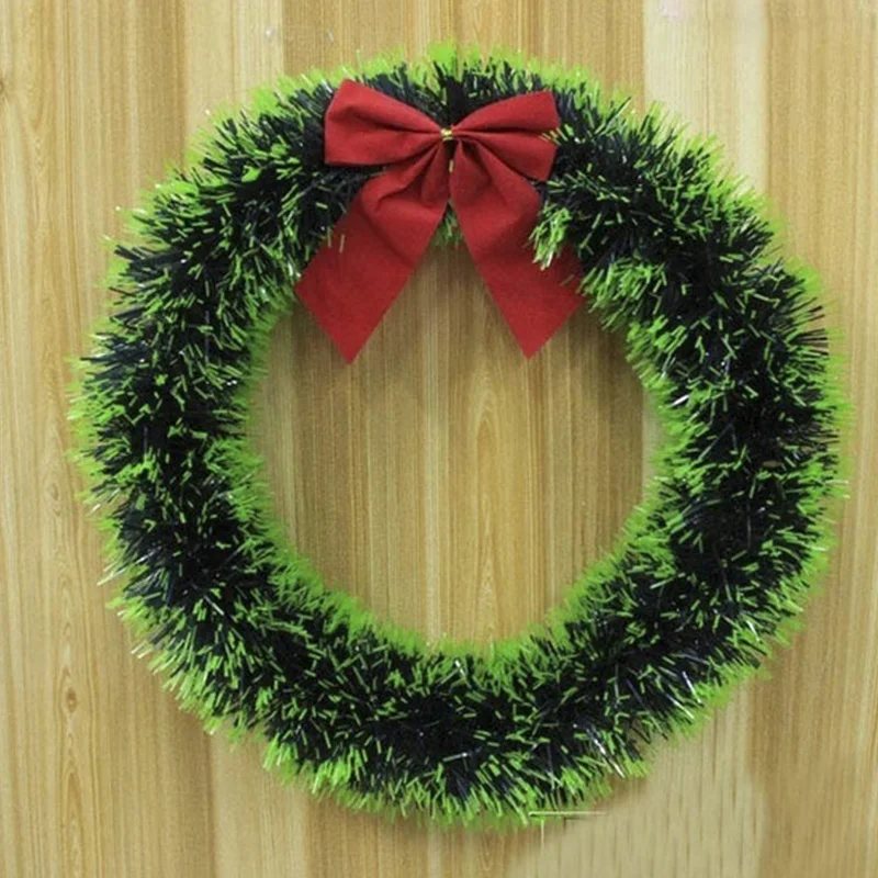 венок на дверь. круги на дверь на новый год. новогодние венки из мишуры. новогодний венок. рождественские венки своими из мишуры.