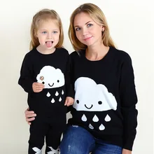 Printemps 2017 parent-enfant outfit bébé vêtements INS chaude style, mâle et femelle bébé nuages pulls filial mère chandail