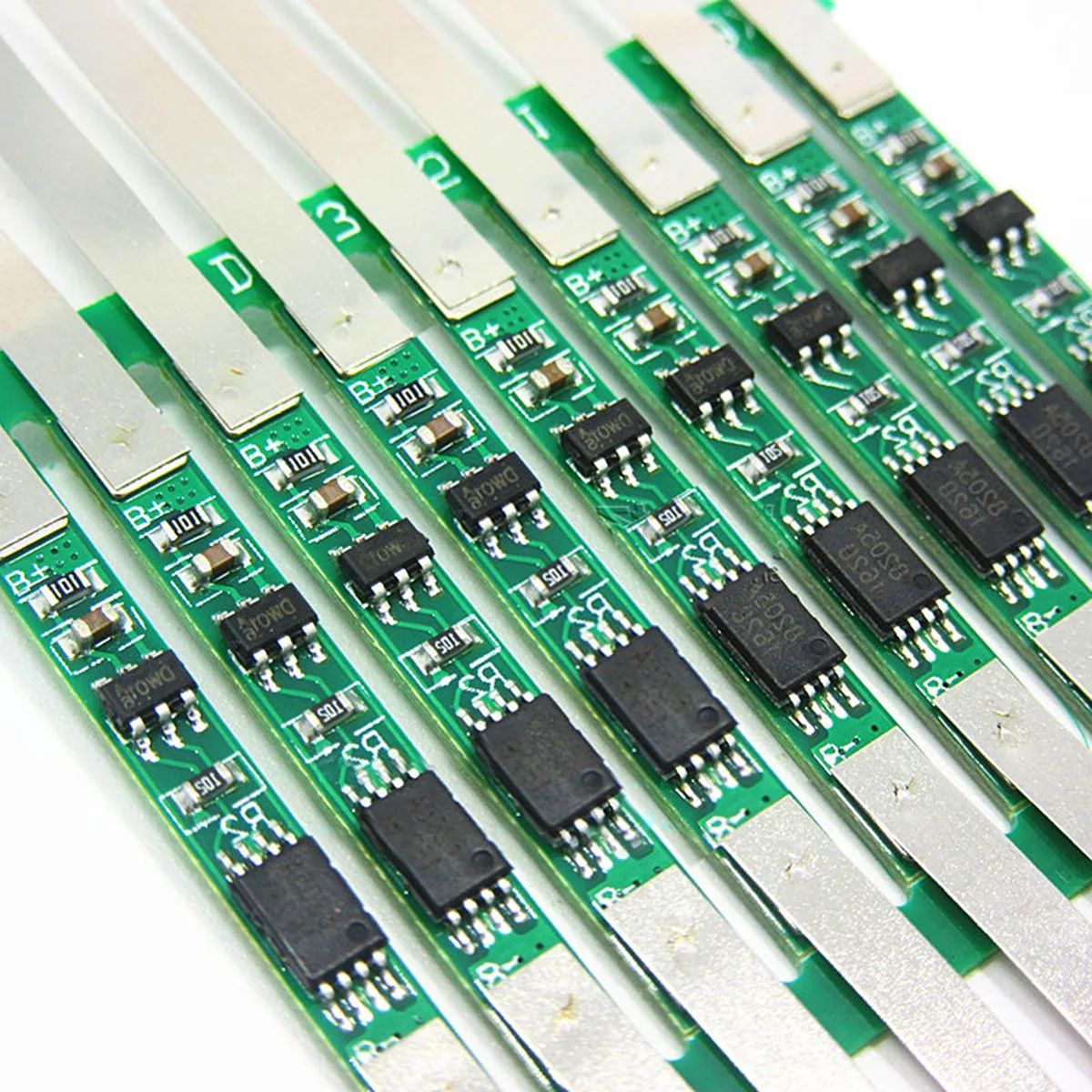 

10pcs New 3A BMS Protection Board for 1S 3.7V 18650 Li-ion lithium Battery Cell Over Charging/Short Circuit Protection 18*3.6mm