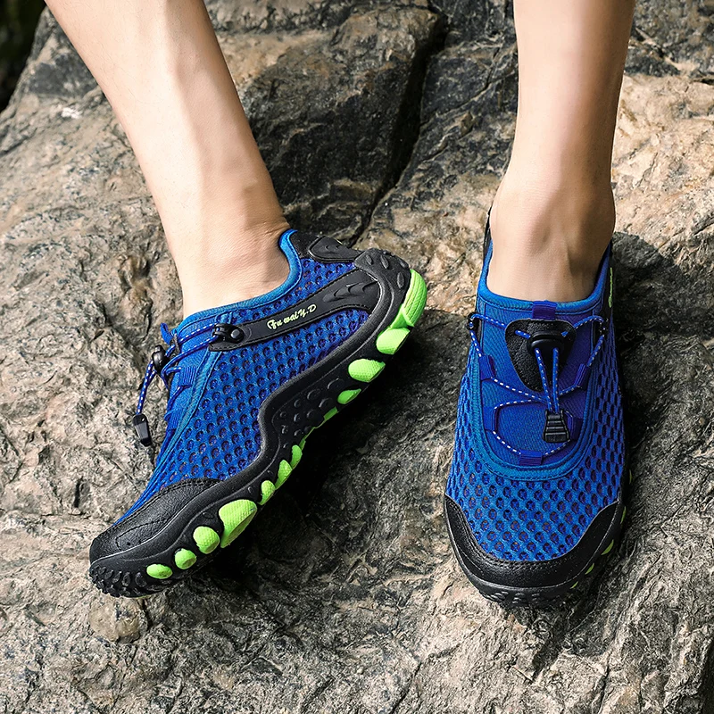  Aqua Shoes Ultra-light Quick-drying Beach Water River Walking 2019 Summer Men Mesh Breathable Flotillas Outdoor Hiking (60)