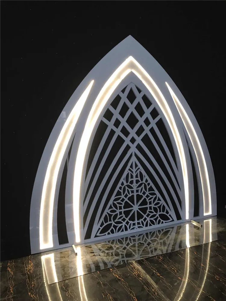 Wedding props custom European wedding stage lighting three-dimensional arch decoration display window decoration.