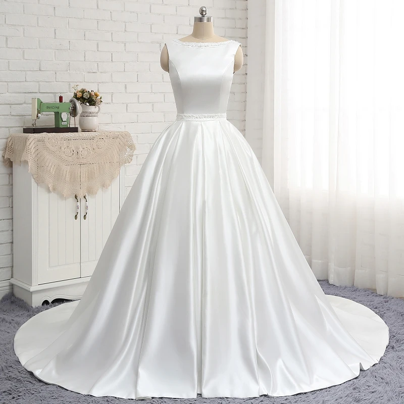 Ivory Stain Floor-length O-neck Backless Elegant Wedding Dress