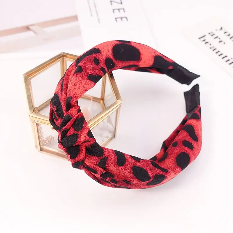 HTB1r3glXTjxK1Rjy0Fnq6yBaFXaM