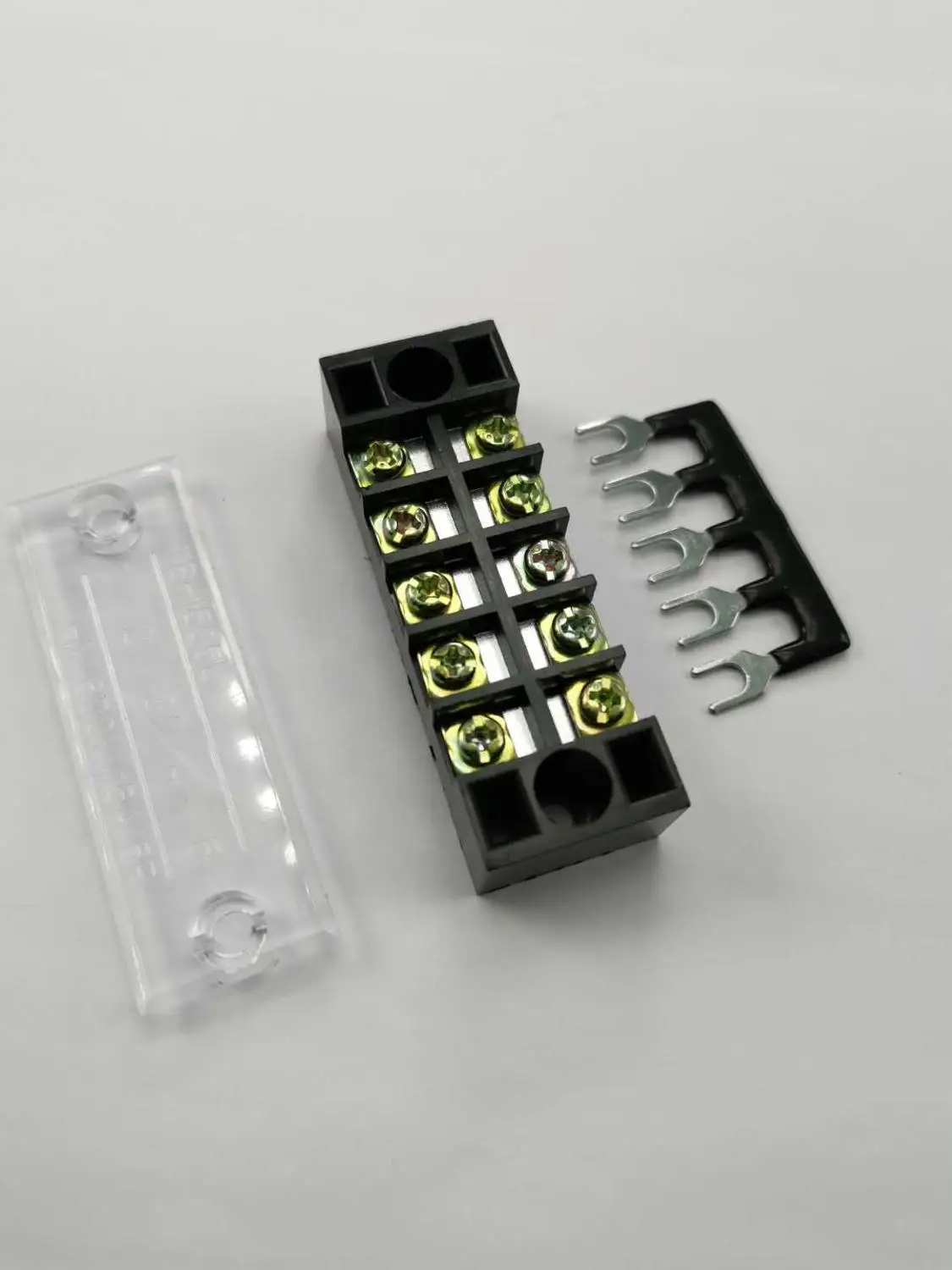 Exagerar Insatisfactorio persona shorting terminal block eficiencia