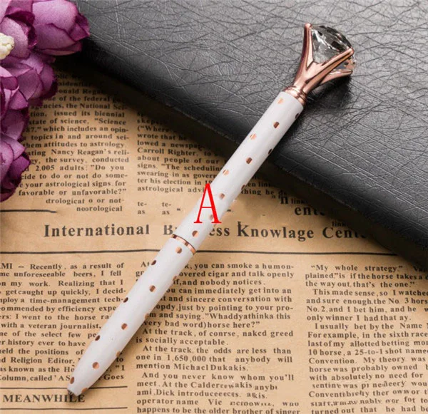 Kawaii-Crystal-Ballpoint-Pen-Fashion-Girl-19-Carat-Large-Diamond-Metal-Pen-Material-Escolar-Bolis-Escolares.jpg_640x640 (19)