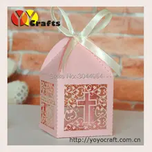 Китай десятку продаваемых продуктов на крестины сувениры, лазерная резка упаковочная коробка конфет крест дизайн розовый цвет с таможенной службы