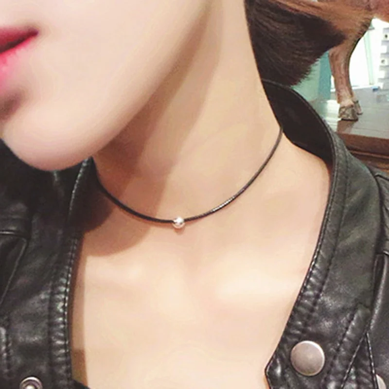 

Women Simple Leather Short Necklace Fashion Wild Chokers Necklace
