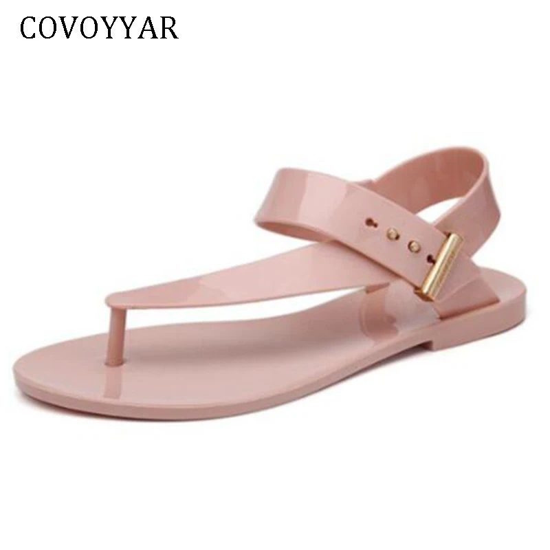 comprar COVOYYAR 2018 Boemia Verão Das Mulheres Da Forma Plana Sandálias Slingback Cortar Fivela Deslizamento em Sapatos de Praia Flip Flops Roma WSS317