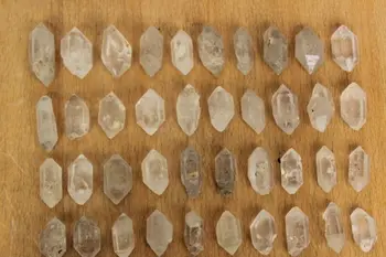 

40 NATURAL CLEAR QUARTZ CRYSTAL POINT ROUGH GEM